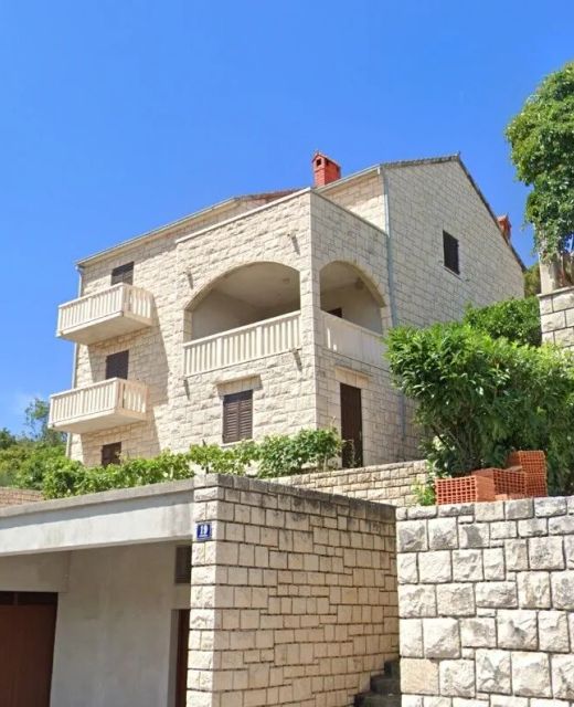 Apartments With Parking Space Postira Brač - 700