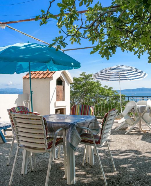 Apartments And Rooms With Parking Space Tučepi, Makarska - 5263 Tučepi