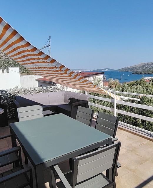 Apartments With Parking Space Marina, Trogir - 2036 Marina