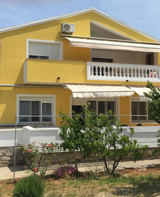 Apartments With Parking Space Božava, Dugi Otok - 8108 Božava