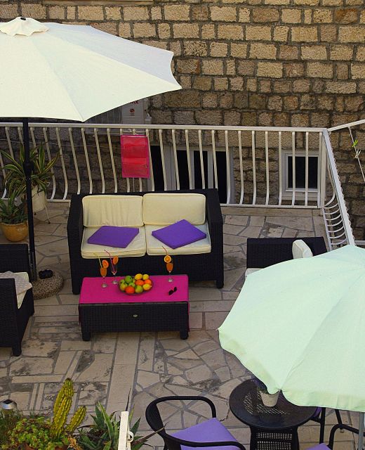 Apartments With Parking Space Makarska - 12063