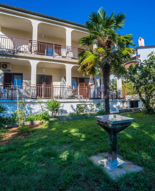 Apartments With Parking Space Poreč - 6984