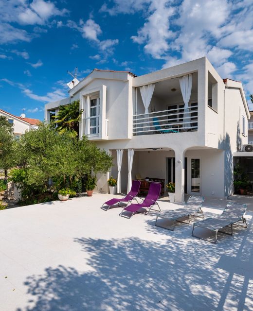 Apartments By The Sea Mandre, Pag - 13015 Mandre