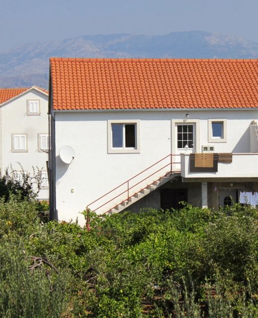 Apartments With Parking Space Supetar, Brač - 5627 Supetar
