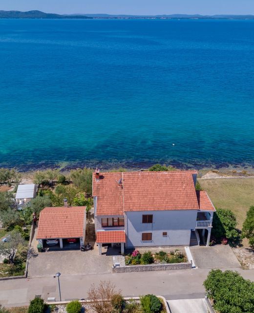Family Friendly Seaside Apartments Kožino, Zadar - 5756 Kožino