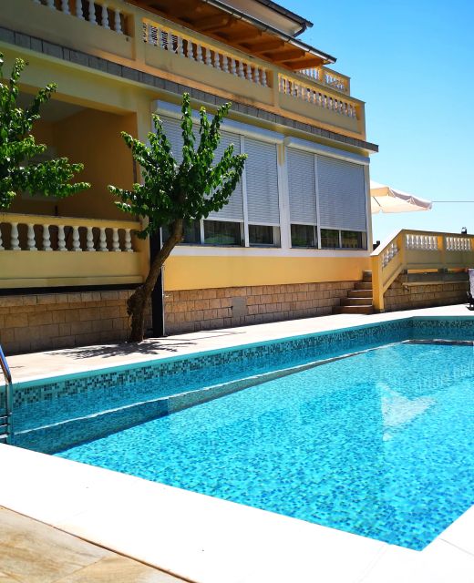 Apartments With Swimming Pool Banjol, Rab - 11382 Banjol