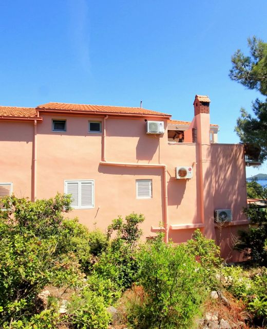 Family Friendly Seaside Apartments Prižba, Korčula - 10061 Prižba
