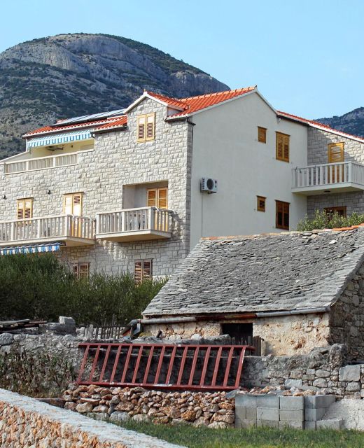 Apartments With Parking Space Bol, Brač - 2900 Bol