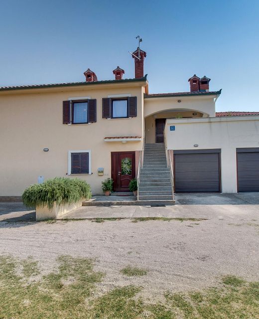 Apartments With Parking Space Nerezine, Lošinj - 12149 Nerezine