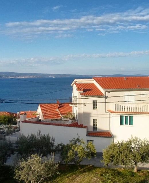 Apartments By The Sea Mali Rat, Omiš - 10014 Mali Rat