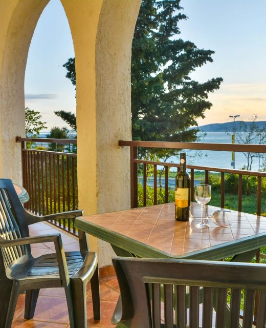 Apartments With Parking Space Senj - 11520