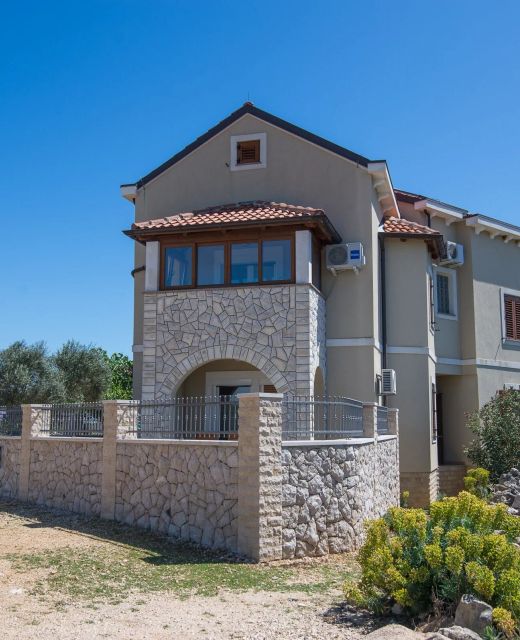Apartments With Parking Space Punta Križa, Cres - 8082 Punta Križa