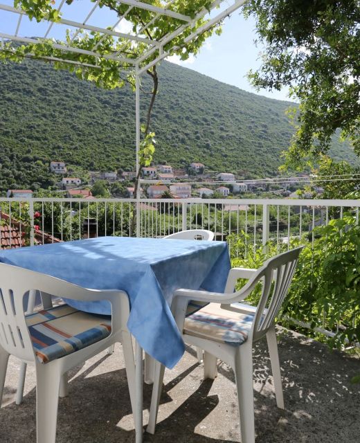 Apartments With Parking Space Trpanj, Pelješac - 10111 Trpanj