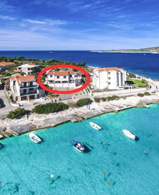 Family Friendly Seaside Apartments Kanica, Rogoznica - 4269 Kanica