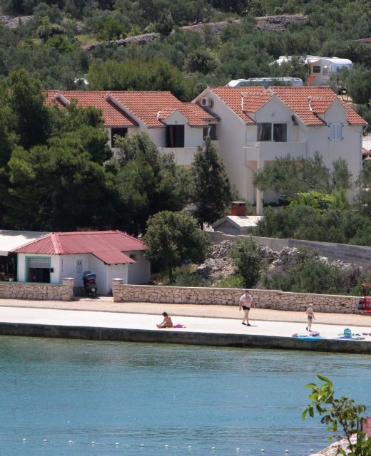 Family Friendly Seaside Apartments Jezera, Murter - 9502 Jezera