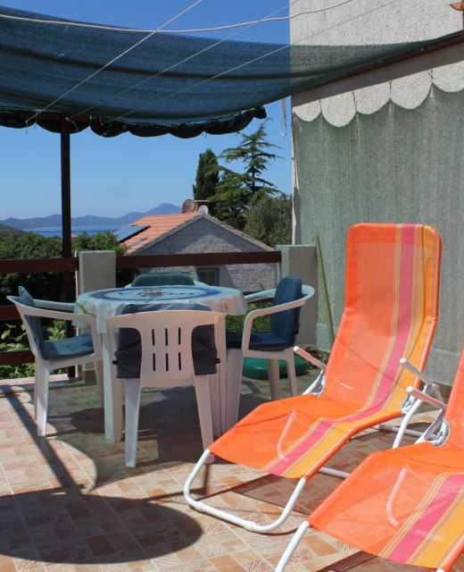 Apartments With Parking Space Veli Lošinj - 8060