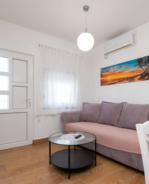 Apartments With Parking Space Povljana, Pag - 11516 Povljana
