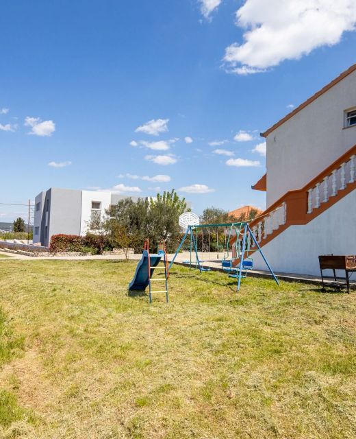 Apartments By The Sea Pašman - 8274