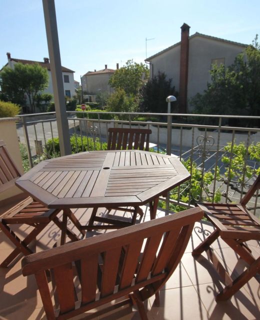 Apartments With Parking Space Pula - 7646