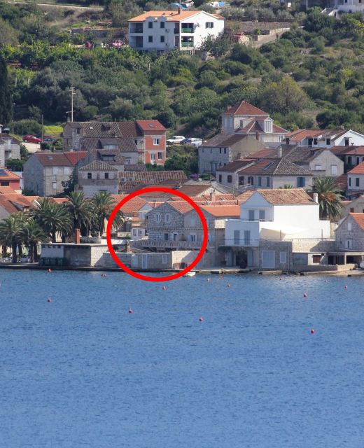 Apartments And Rooms By The Sea Vis - 2452