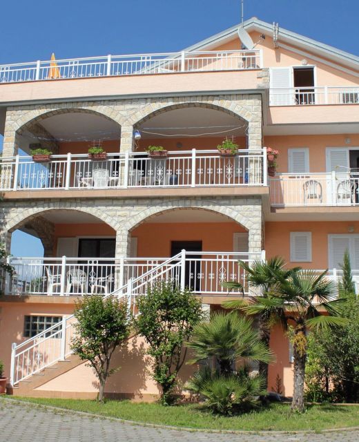 Apartments And Rooms With Parking Space Njivice, Krk - 5398 Njivice