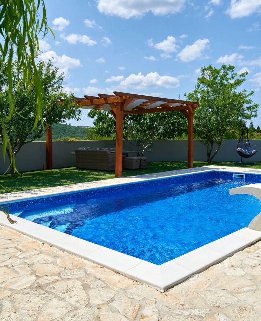 Family-friendly Apartments With Swimming Pool Ljubač, Zadar - 14148 Ljubač