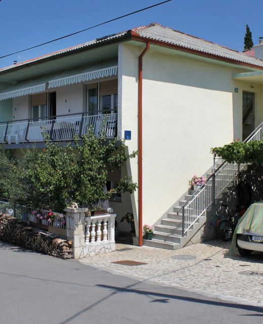 Apartments With Parking Space Senj - 5572