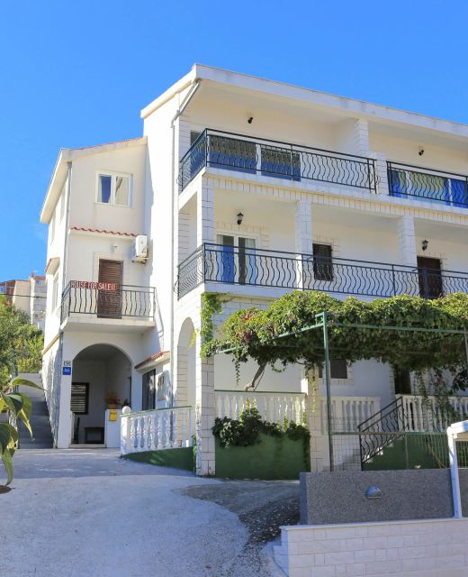 Apartments By The Sea Slatine, Čiovo - 9433 Slatine
