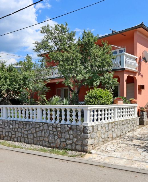 Apartments With Parking Space Senj - 5571
