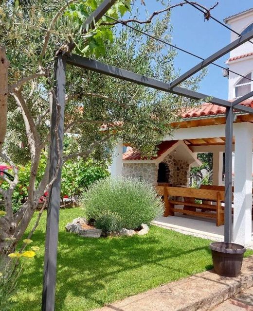 Apartments With Parking Space Vodice - 6452