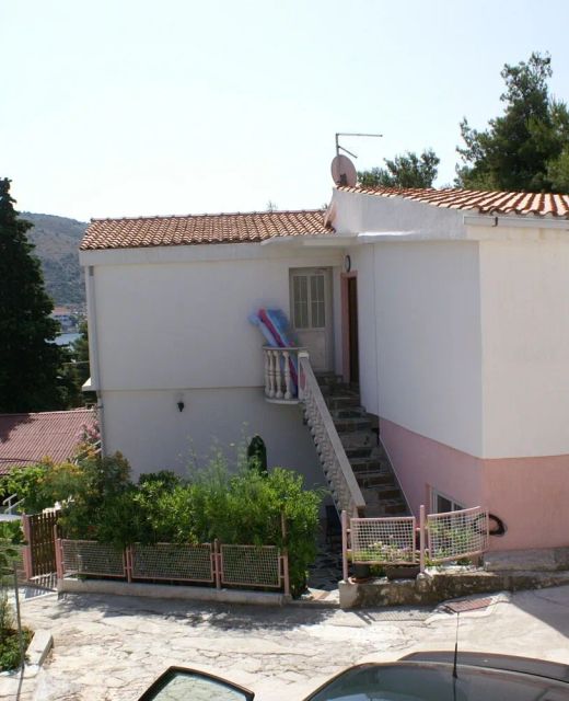 Apartments By The Sea Rogoznica - 4186
