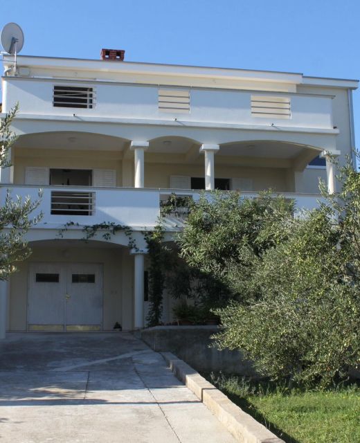 Apartments By The Sea Tkon, Pašman - 8297 Tkon