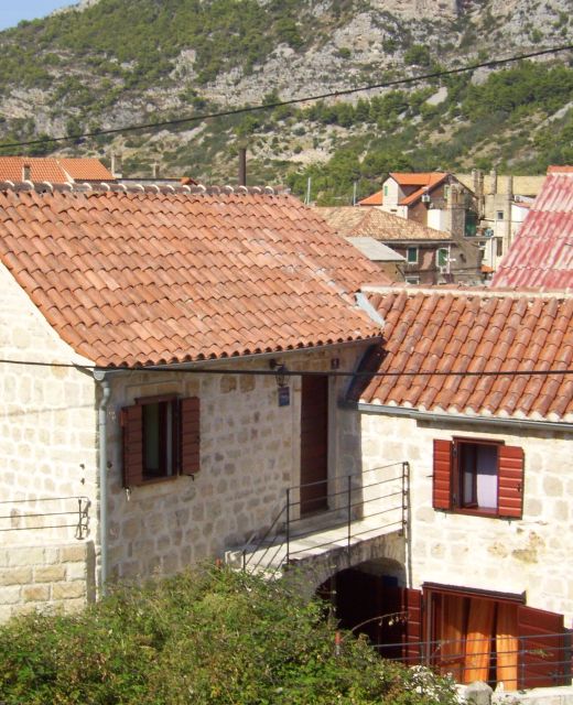 Apartments With Parking Space Komiža, Vis - 9247 Komiža