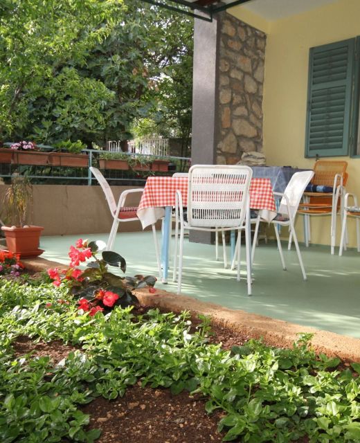 Apartments And Rooms With Parking Space Starigrad, Paklenica - 6594 Starigrad
