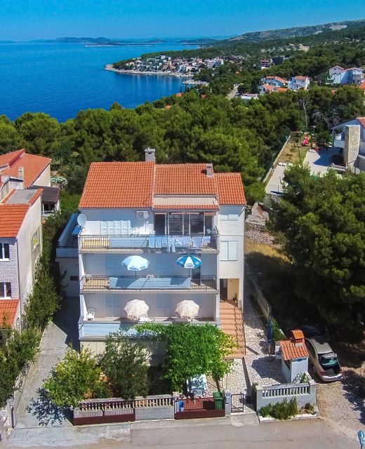 Apartments Slavica Primosten
