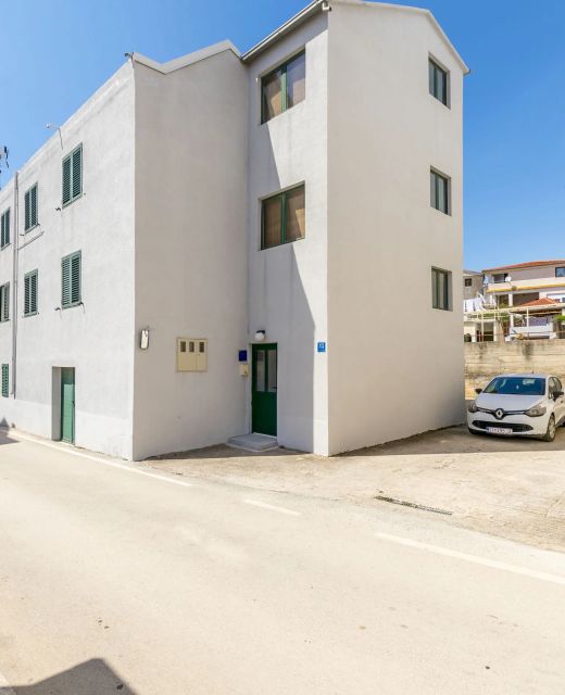 Apartment Jelena Primosten