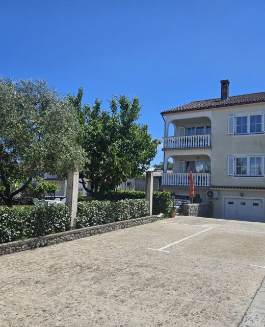 Apartment Babic Malinska
