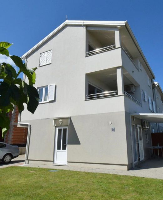 Apartment Nadica Malinska