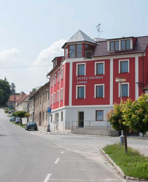 Hotel Ostrov Garni Sadská