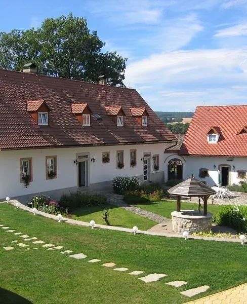 Penzion Čapkův statek Hořičky