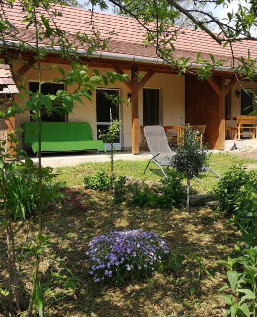 Flóra Apartmanok Kehidakustány