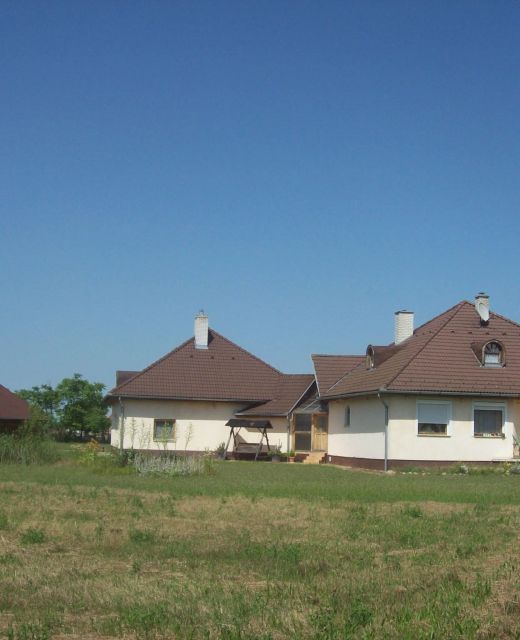 Lila Akác Vendégház Dabrony