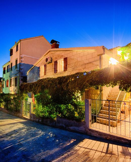 Apartments By The Sea Komiža, Vis - 2450 Komiža