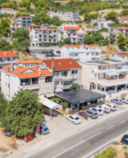 Apartments With Parking Space Stanići, Omiš - 2819 Stanići