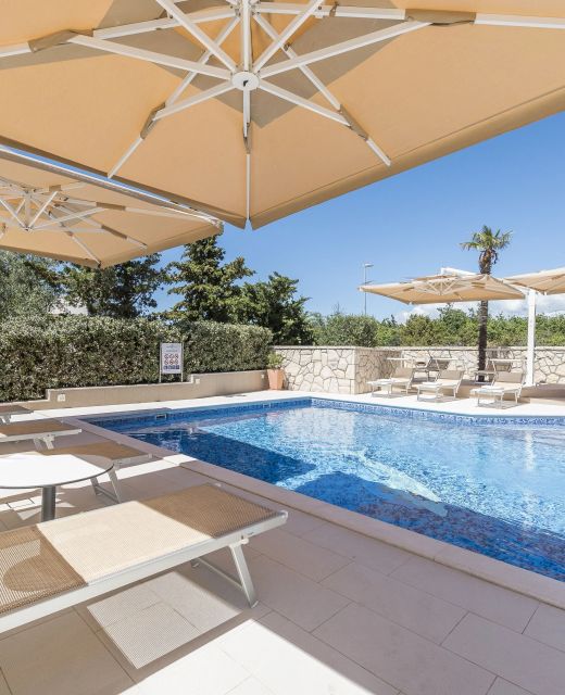 Family-friendly Apartments With Swimming Pool Novalja Pag - 14274
