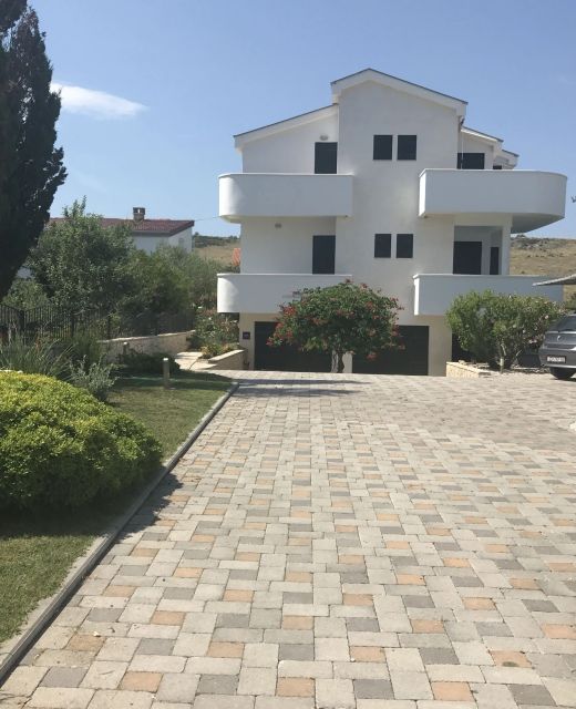 Apartments By The Sea Ljubač, Zadar - 14593 Ljubač