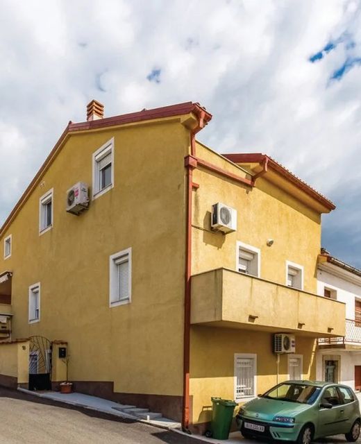 Apartments With Parking Space Crikvenica - 14631