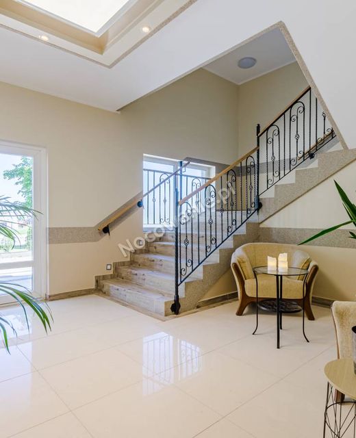 Villa Rowena