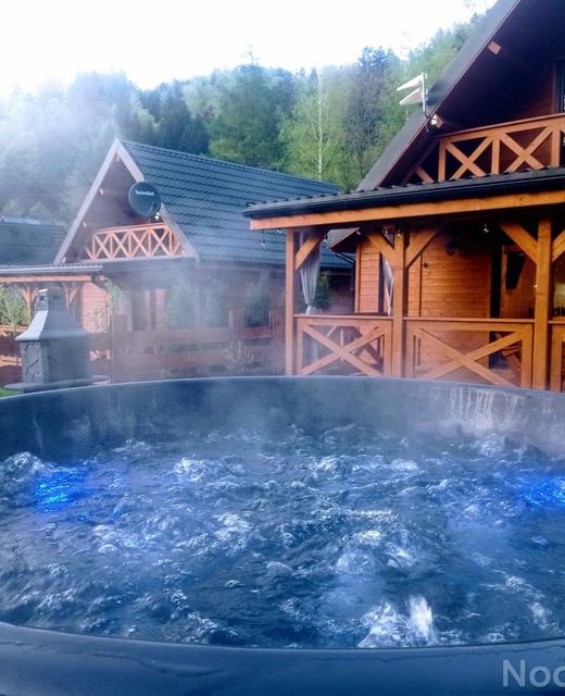 Łosiówka - Domki z Jacuzzi