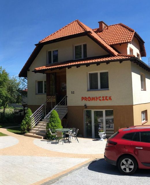 Dom Wczasowy "Promyczek"